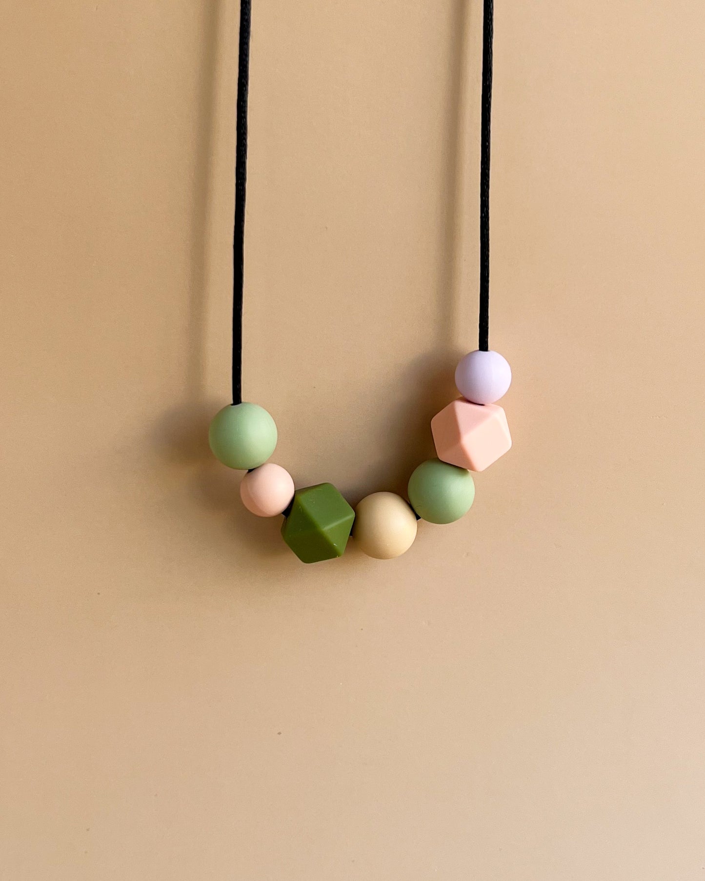 MOM TEETHING NECKLACE | NATURE